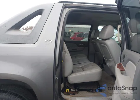 2007 Chevrolet Avalanche 1500 Ltz z USA, uszkodzony, nr VIN 3GNFK12357G165959